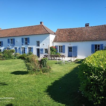 Bed and Breakfast Le Champ De L'Eau Crecy-la-Chapelle Esterno foto