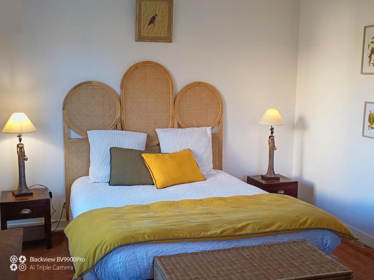 Bed and Breakfast Le Champ De L'Eau Crecy-la-Chapelle Esterno foto
